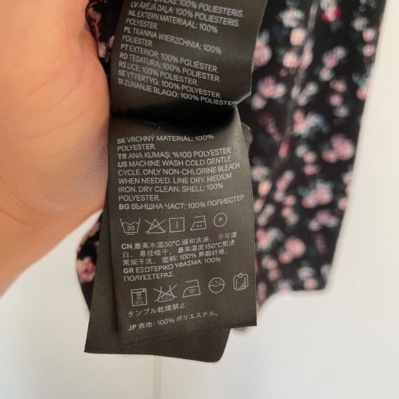 H and M Divided Top and Slip Dress Set Size 4 (S) - Picture 7 of 13